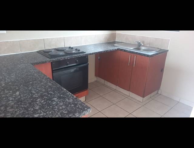 2 bed property for sale in WINKLESPRUIT